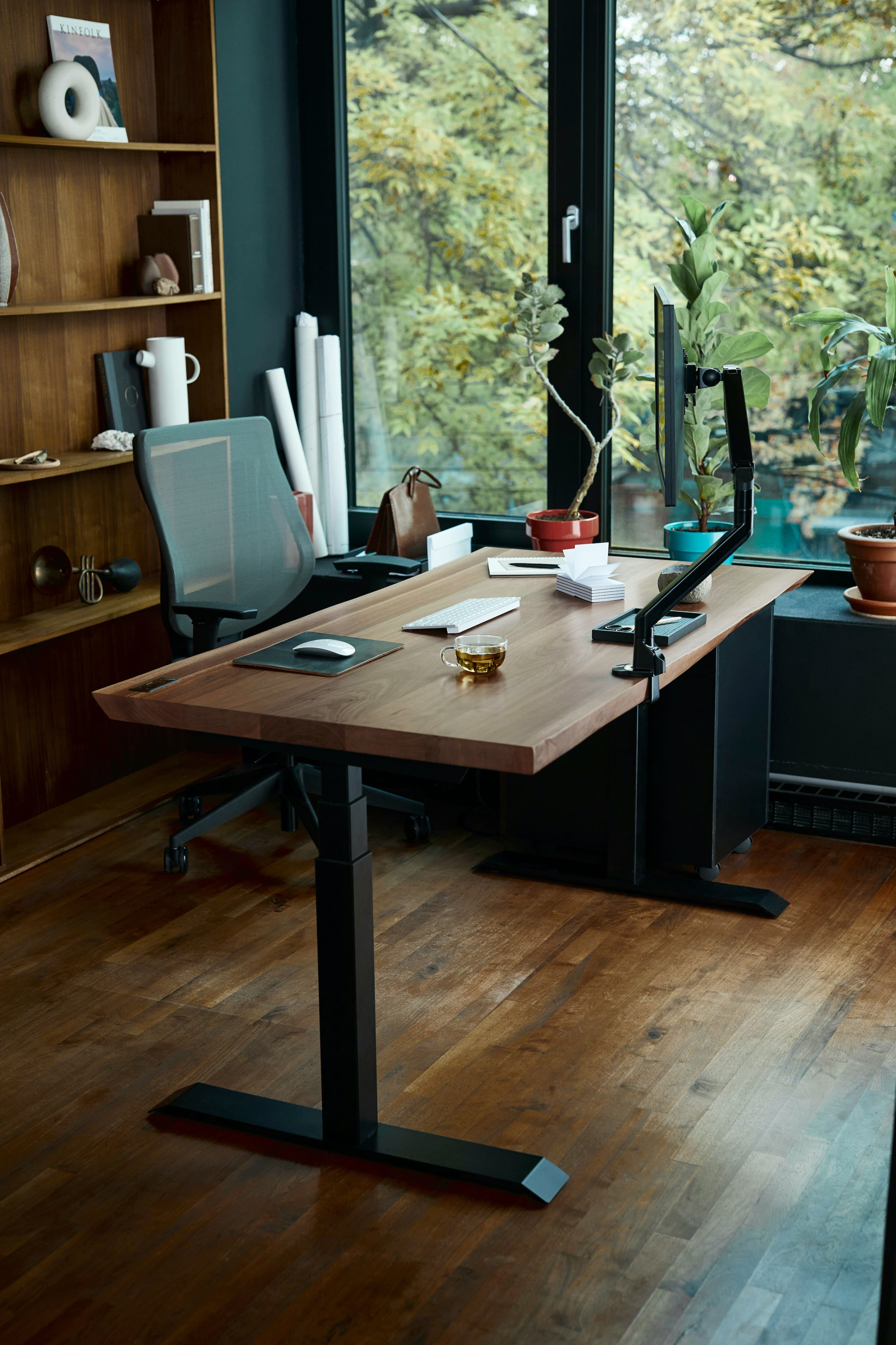 ergonomic-desk